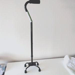 FOAM GRIP QUAD CANE, BLACK.